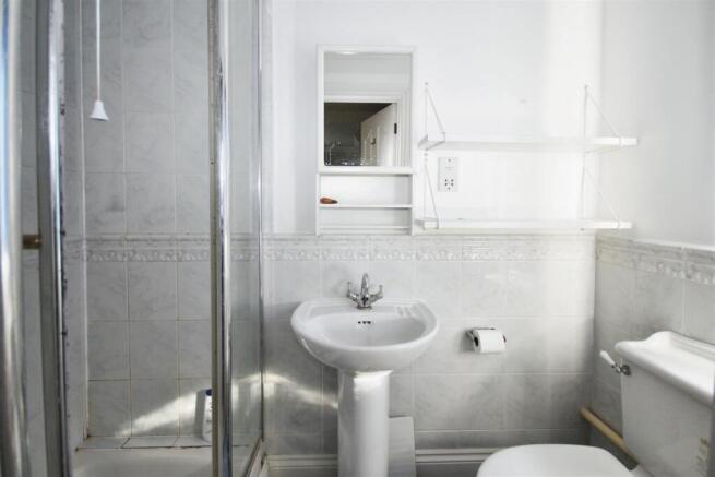 b3f844be-Ensuite.JPG