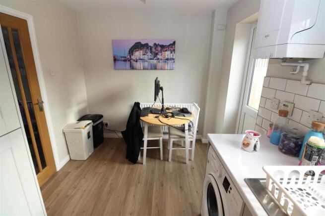 Kitchen / Breakfast Room