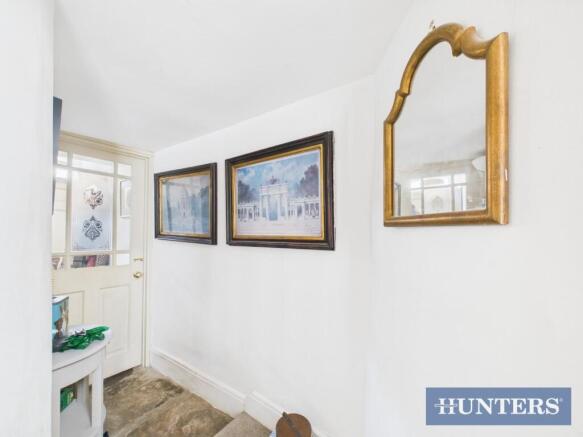 3 bed House for sale Image 4