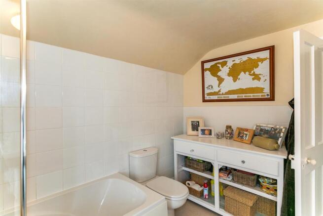 _MG_8814 Bathroom.jpg