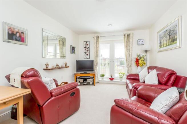 Living Room.jpg