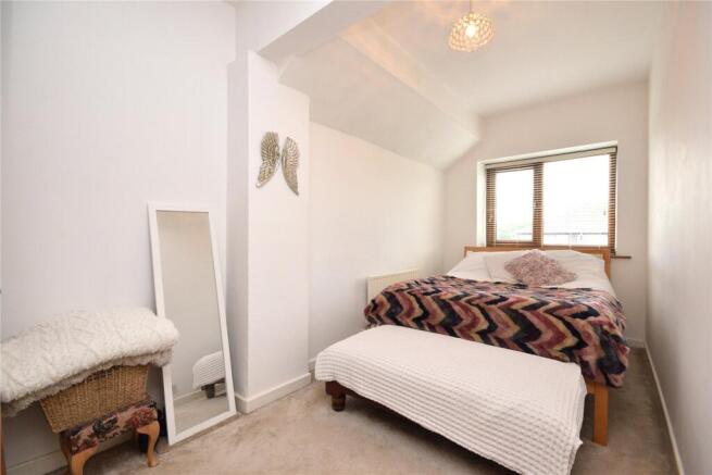 3 bed Terraced for sale Image 6