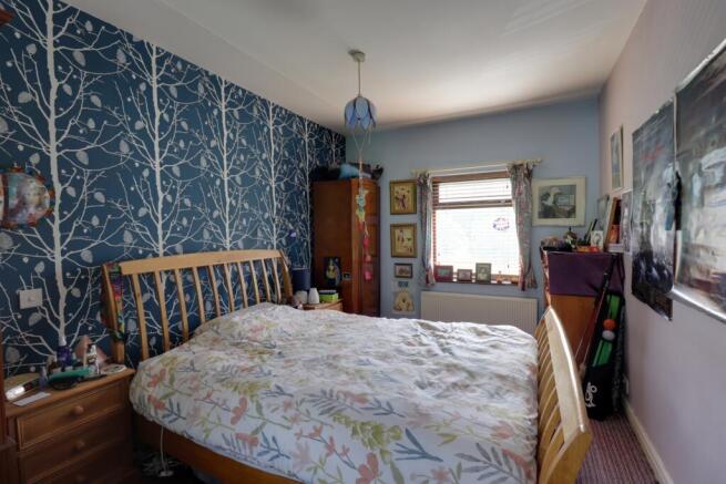 Double bedroom 1