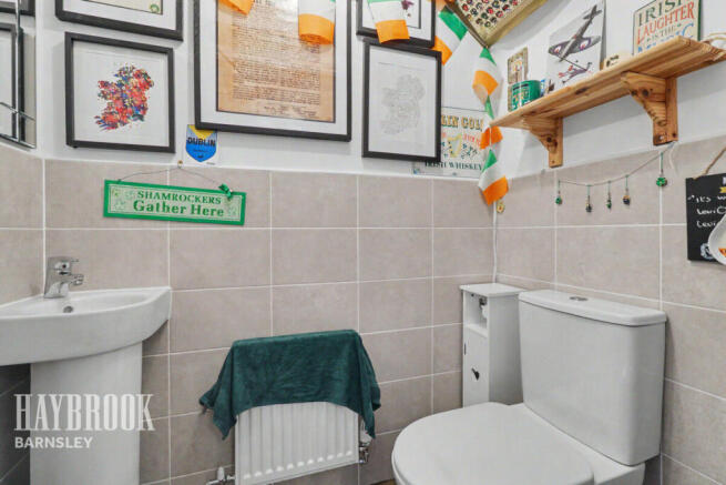 3 bed Semi-Detached for sale Image 7
