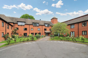 17, Farley Court, Church Road East, Farnborough GU14 6PZ