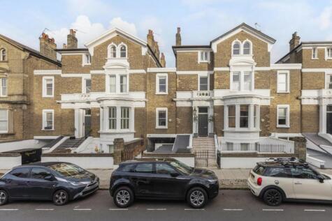 Altenburg Gardens,
Clapham Junction, SW11