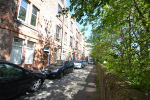 2f1, 7, Largo Place, Bonnington, Edinburgh EH6 4AG