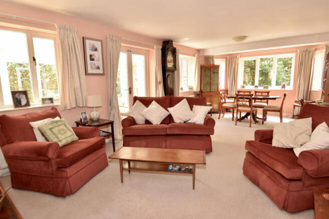 Living/Dining Room