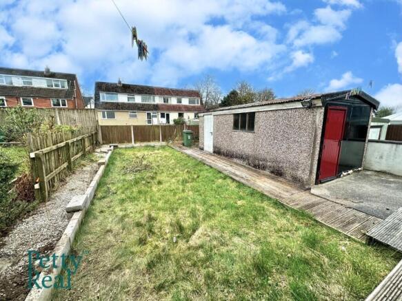 2 bed Semi-Detached Bungalow for sale Image 7