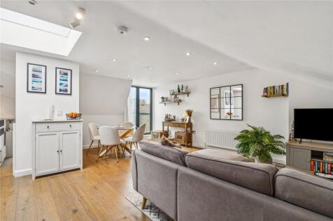Garratt Lane, SW18