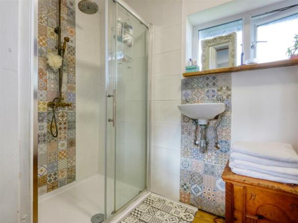 ensuite to bedroom two