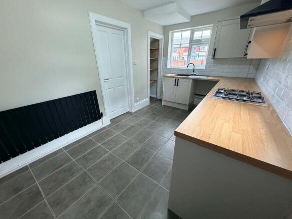Kitchen b