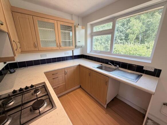 132 redhoave kitchen 2.jpg