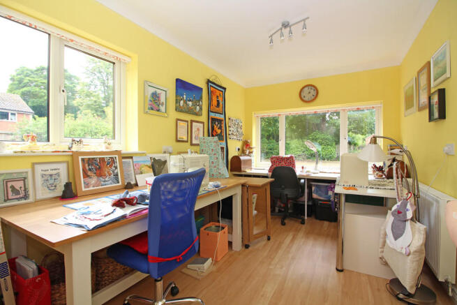 Photo 18