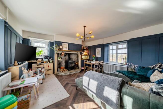 South Cottage Lounge