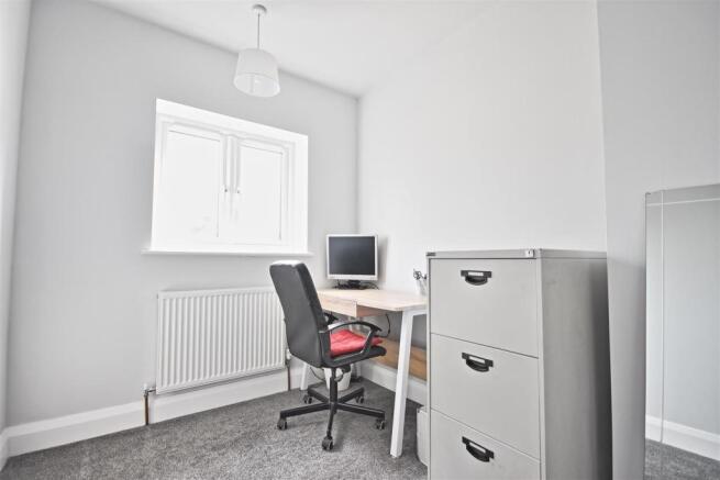 bedroom3.JPG
