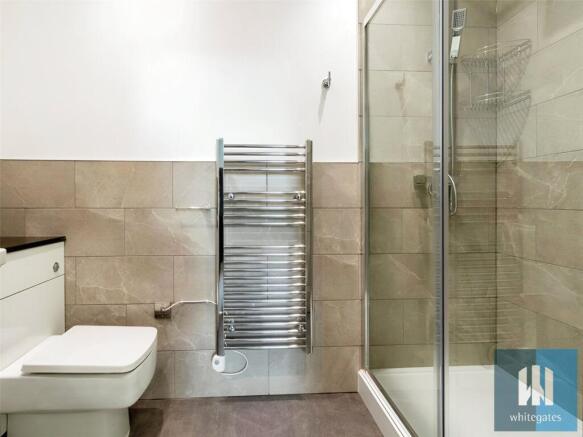 2 bed Apartment to rent Image 12