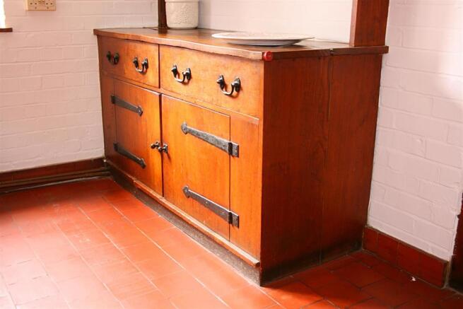 cupboard.JPG