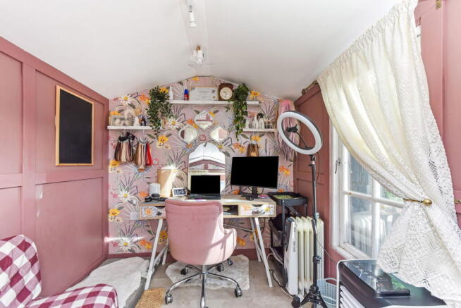 Photo 9