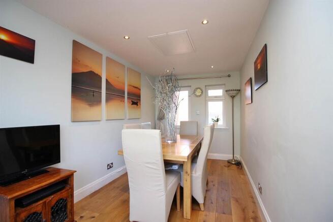 Dining room.JPG