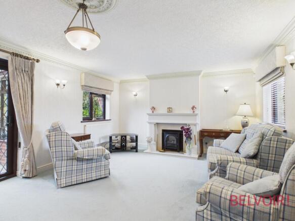 The Hollies, Rainworth, NG21 photo 4