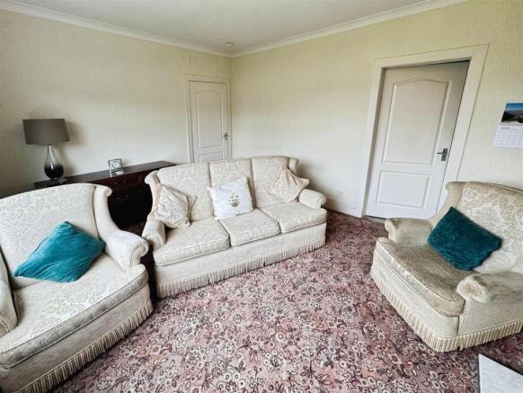 Limetree Drive, Clydebank photo 5