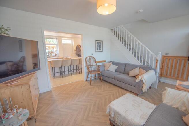 3 bed Town House to rent Image 4