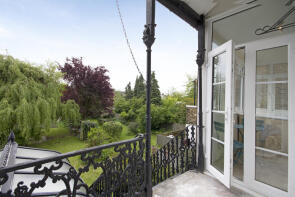Flat 2, 168, Worple Road, Raynes Park SW20 8PR