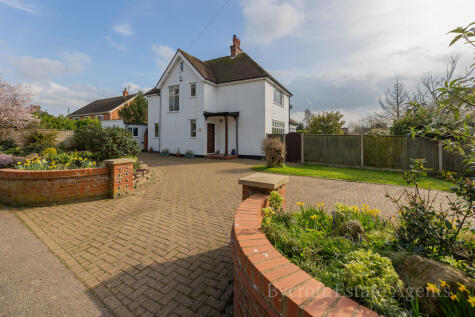 Station Road, Ormesby