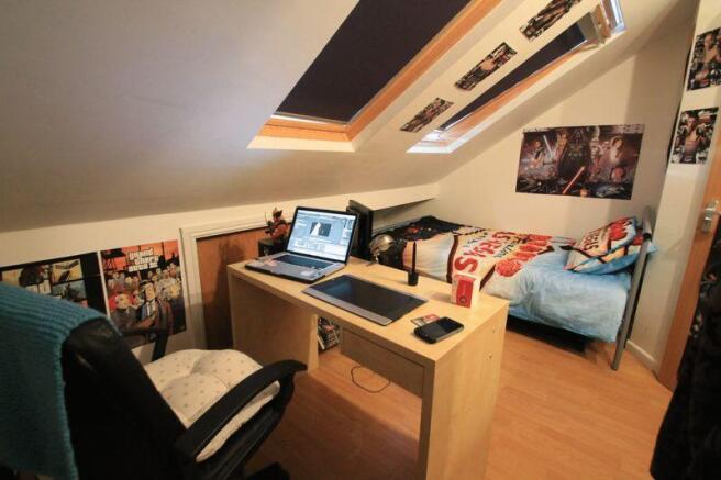 Photo 8