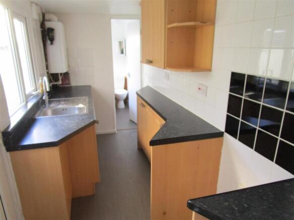 9 Alpha Rd -Kitchen.jpg