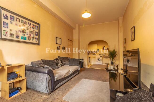 Lounge image 2