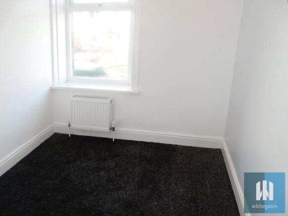 3 bed Terraced to rent Image 5