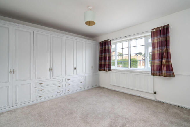 3 bed Detached Bungalow for sale Image 8