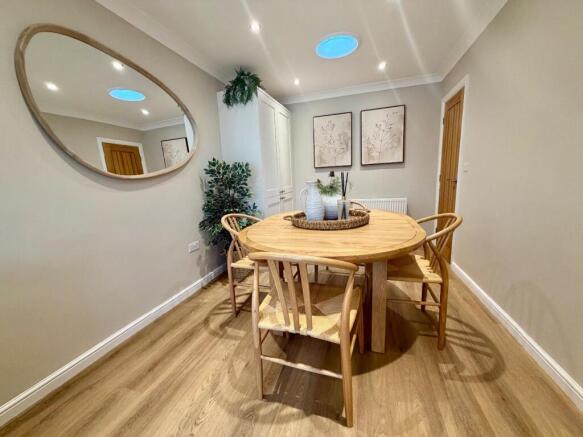 2 bed Semi-Detached Bungalow for sale Image 7