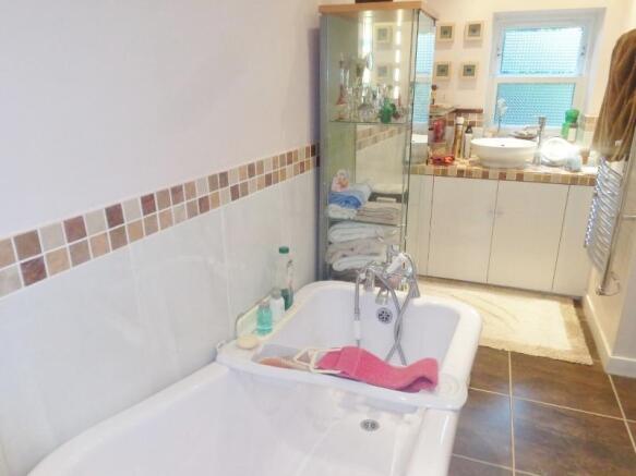 EN-SUITE AGAIN