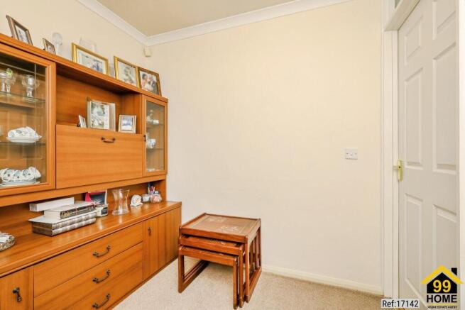 2 bed Bungalow for sale Image 8