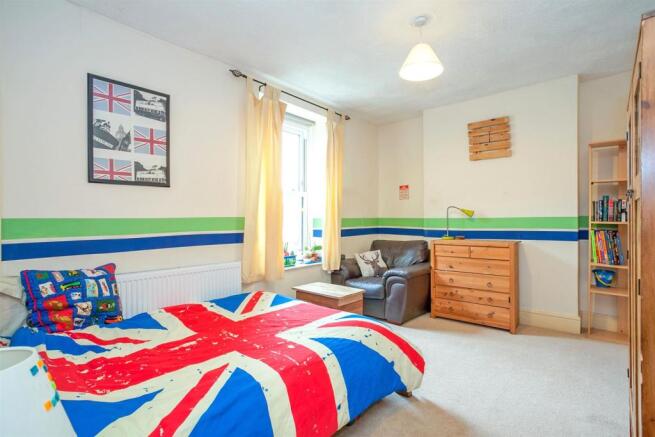 Bedroom 2.jpg