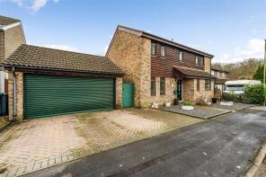 57, Aintree Drive, Waterlooville PO7 8NG