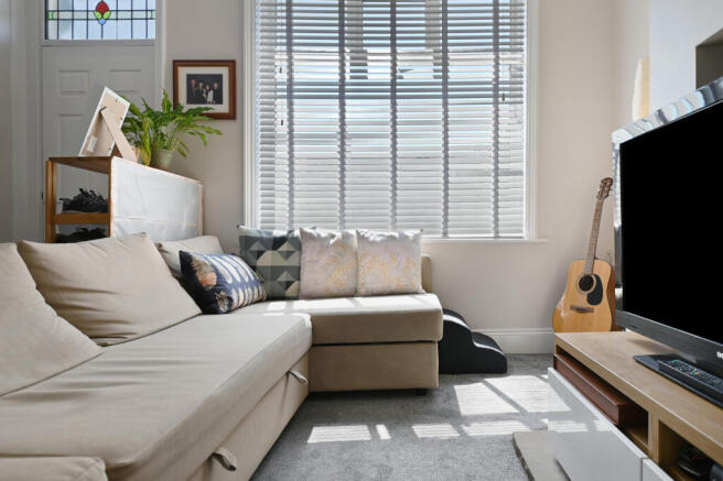 2 bed Terraced for sale Image 4