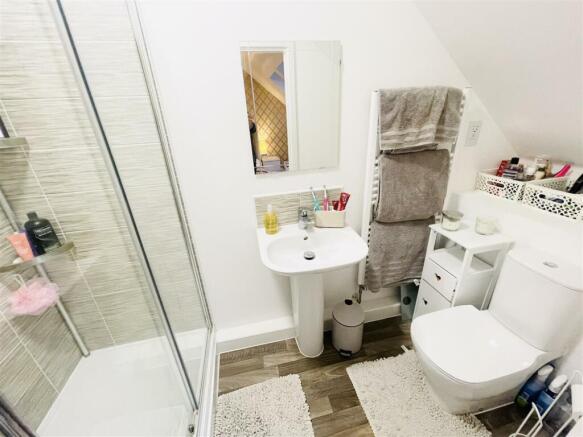 Ensuite Shower Room