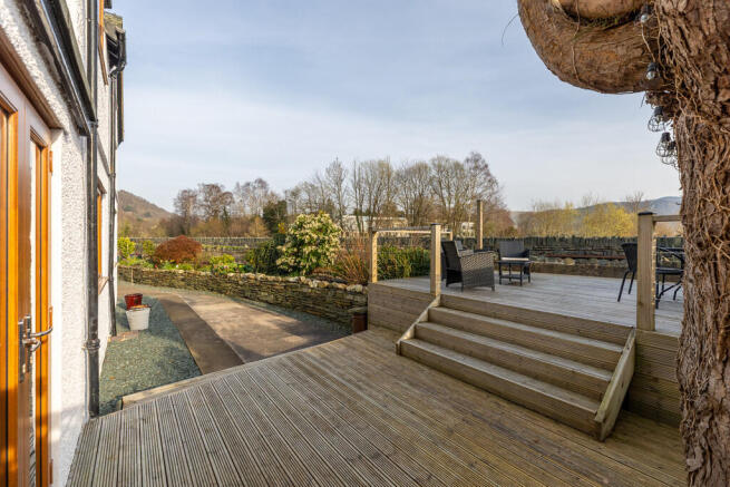 Rear Decking Area
