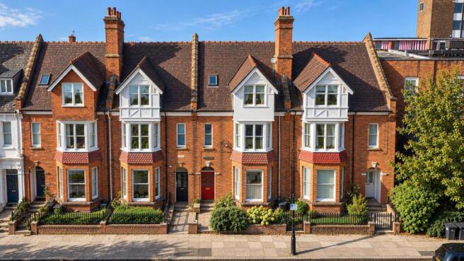 1-bed flat on 6, Dale Street, Leamington Spa, £182,500