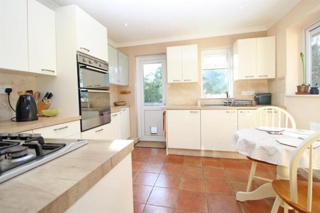 Kitchen 1 - Copy.jpg