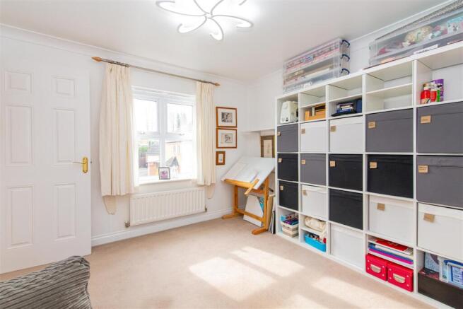 Celtic Close, Higham Ferrers photo 4