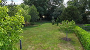 92, School Lane, Sittingbourne ME9 7ES