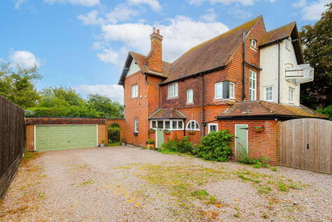 The Lodge, Kirkby Road, Desford, LE9 9GL