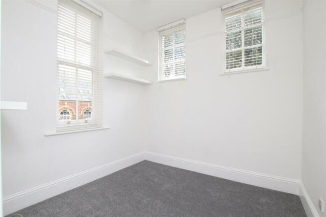 Bedroom 2.JPG