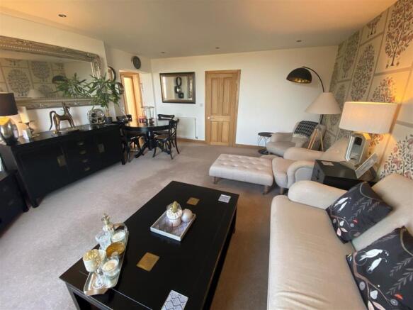 charlbury living room.jpg