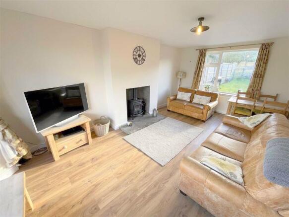 Living room / dining room